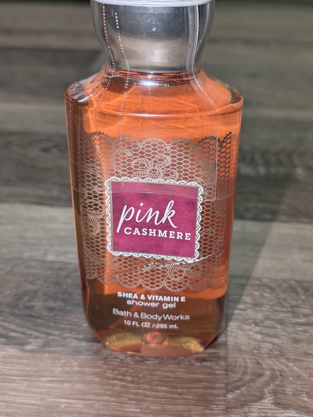 Bath & Body Works Pink Cashmere Shower Gel 10 oz / 295 mL Retired Discontinued N